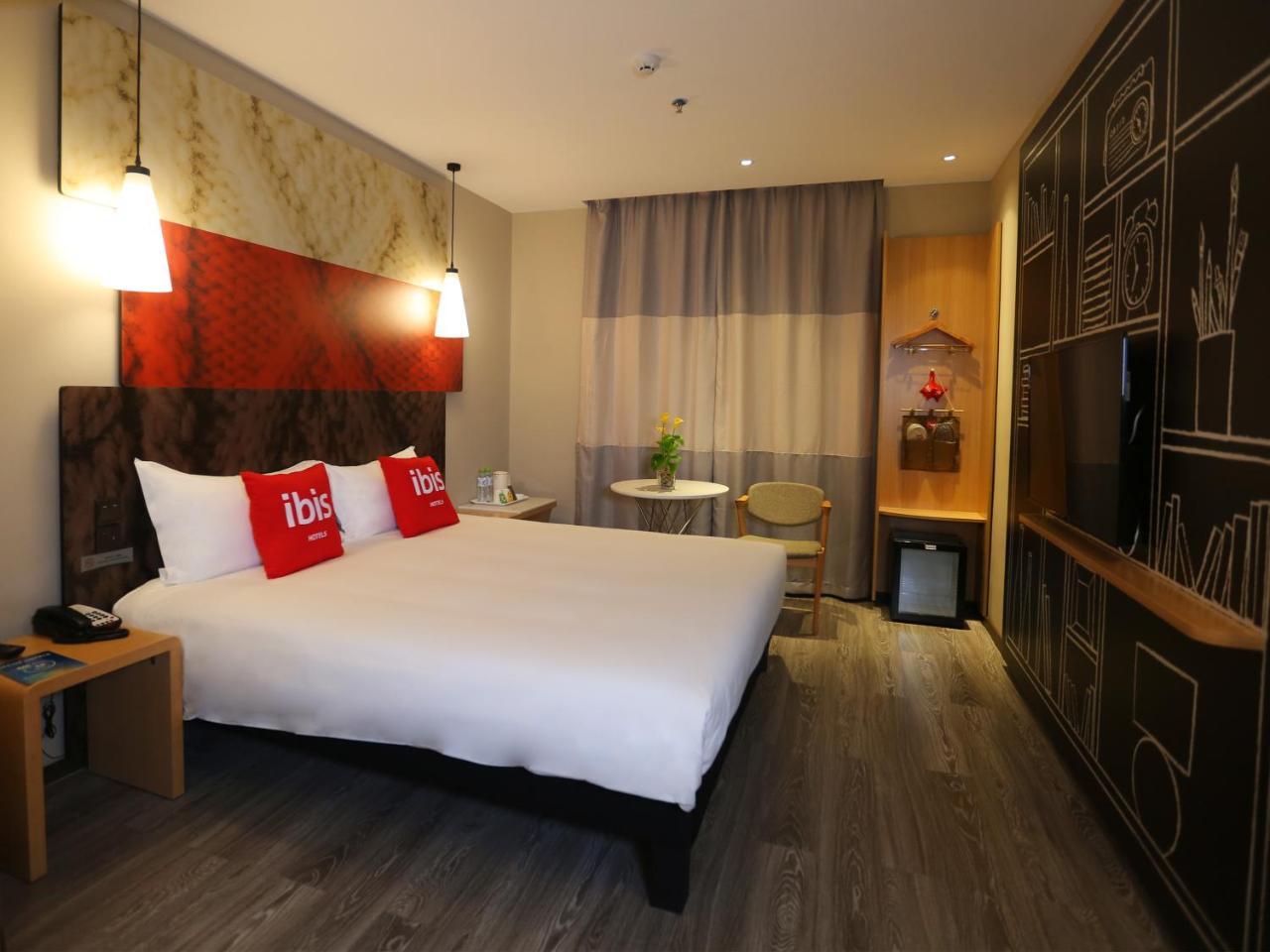 Ibis Haikou Injoy Plaza Hotel Exteriör bild